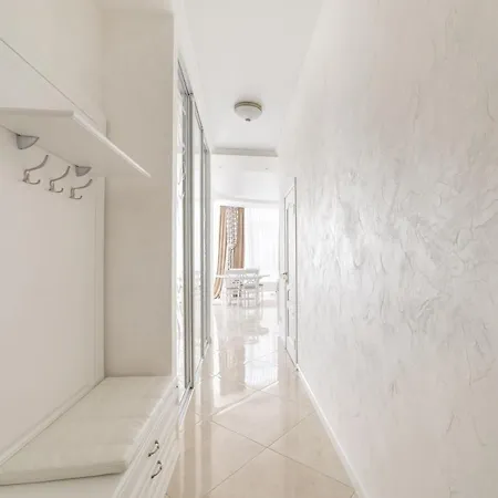 Gagarin Plaza Panoramic Sea View