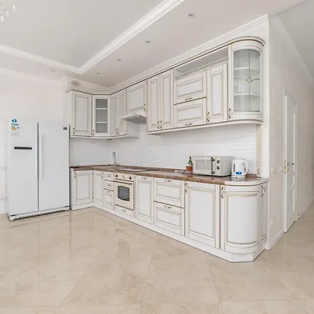 Gagarin Plaza Panoramic Sea View Apartment Odesa