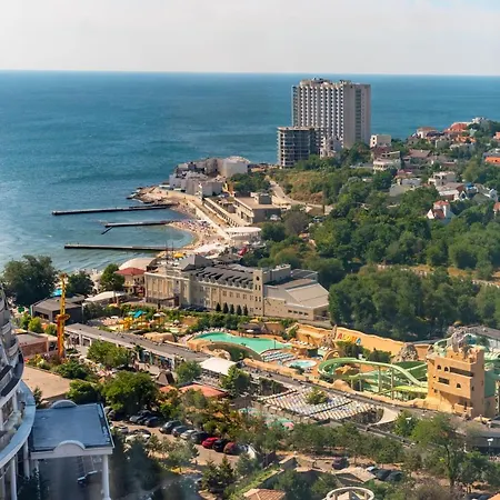Διαμέρισμα Gagarin Plaza Panoramic Sea View *
